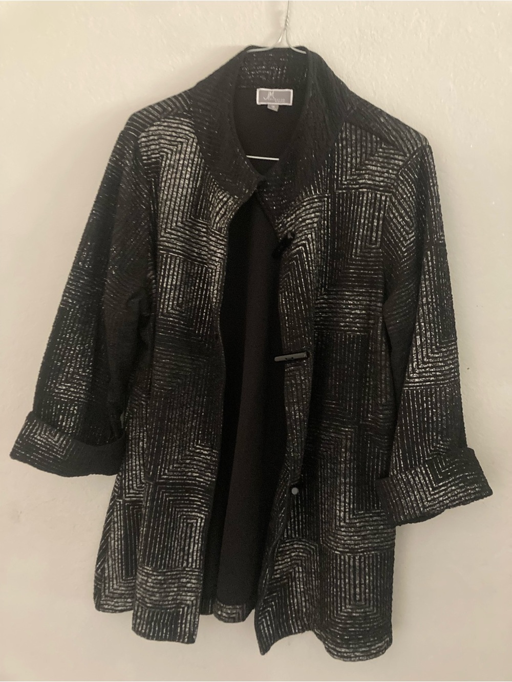 JM Collection Black Textured Open-Front Jacket